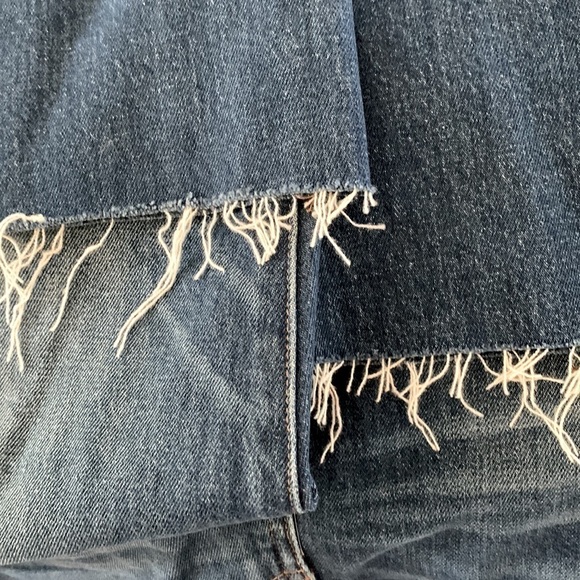 Madewell Jeans, Size 26, Blue Denim - Picture 4 of 7